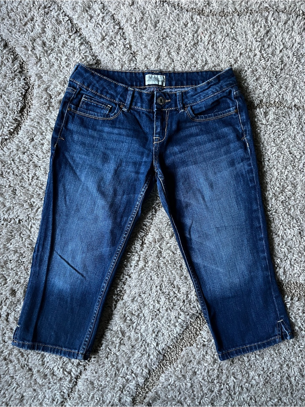 Y2k Aeropostale navy blue capri jeans